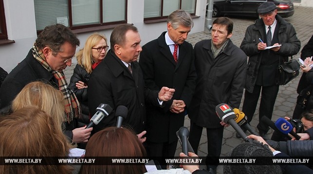 Wladimir Makej und Michael Linhart während der Eröffnung der österreichischen Botschaft in Minsk