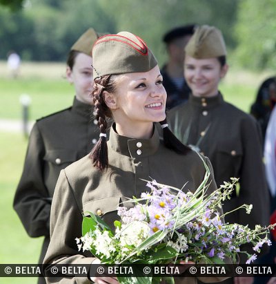 Zahlreiche Militärhistorische Vereine nehmen an der Feier teil